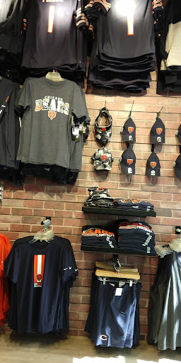 Sporting Goods Store «Chicago Sports & Novelty», reviews and photos, 332 N Michigan Ave, Chicago, IL 60601, USA