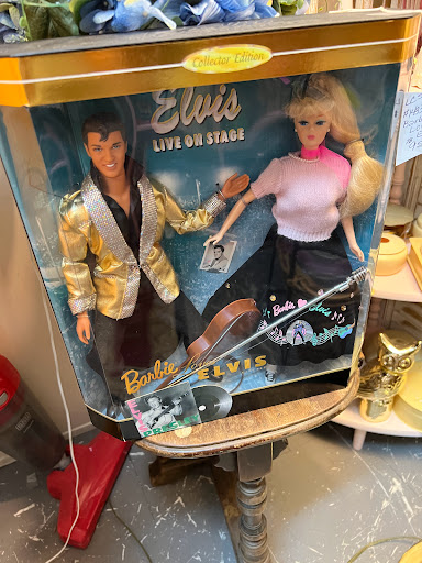 Antique Store «Vintage Gifts & Antiques», reviews and photos, 11503 Jones Rd, Houston, TX 77070, USA