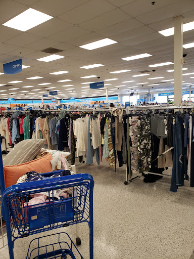 Clothing Store «Ross Dress for Less», reviews and photos, 22549 Tomball Pkwy, Houston, TX 77070, USA