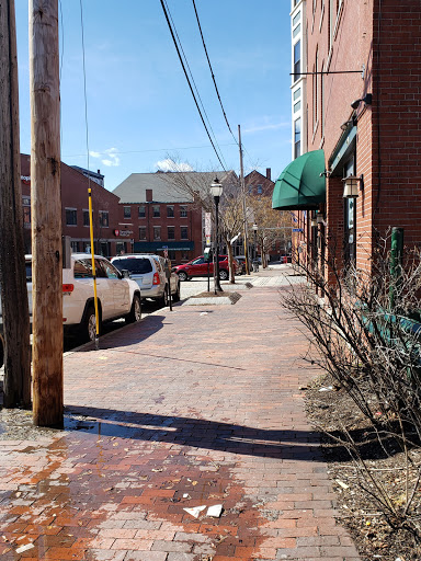 DVD Store «Bull Moose», reviews and photos, 151 Middle St, Portland, ME 04101, USA