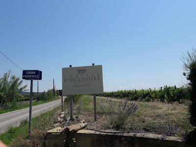 Château d'Aigueville à Uchaux