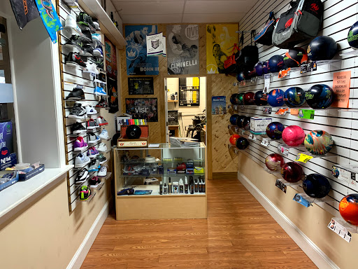 Bowling Alley «Wood Lanes», reviews and photos, 1173 US-40, Pilesgrove, NJ 08098, USA