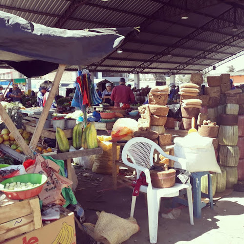 Mercado Indigena De Saquisili - Tienda de ultramarinos