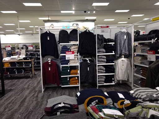 Department Store «Target», reviews and photos, 14391 Chantilly Crossing Ln, Chantilly, VA 20151, USA