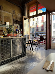 Photo n°13 de Carlotta With à Marseille ()