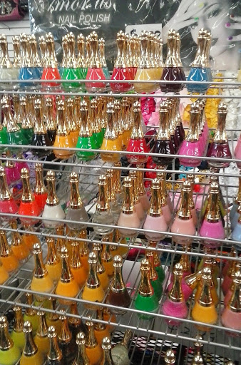 W Outlet