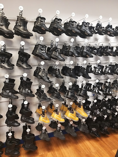 Reviews of Shoe Zone in London - Shoe store
