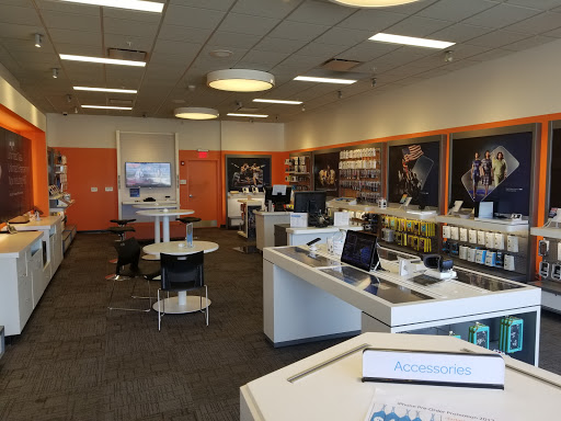 Cell Phone Store «AT&T Authorized Retailer», reviews and photos, 430 S Rand Rd #140, Lake Zurich, IL 60047, USA