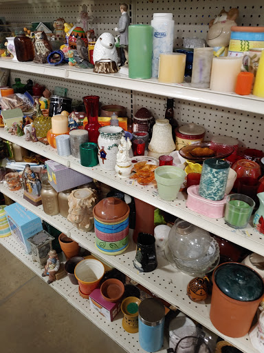 Non-Profit Organization «Goodwill Store», reviews and photos, 193 Avon Village Dr, Avon, IN 46123, USA