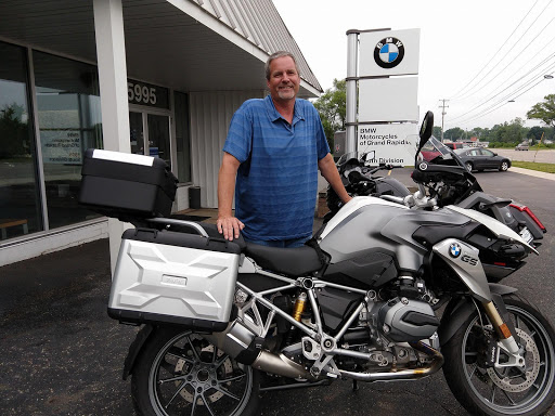 BMW Motorcycle Dealer «BMW Motorcycles of Grand Rapids», reviews and photos, 5995 Division Ave S, Grand Rapids, MI 49548, USA