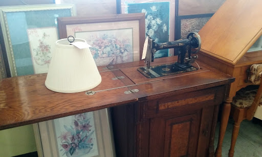 Thrift Store «Family Thrift Store», reviews and photos, 2012 W Newport Pike, Wilmington, DE 19804, USA