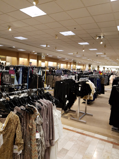 Department Store «Lord & Taylor», reviews and photos, 158 Walt Whitman Rd, Huntington Station, NY 11746, USA
