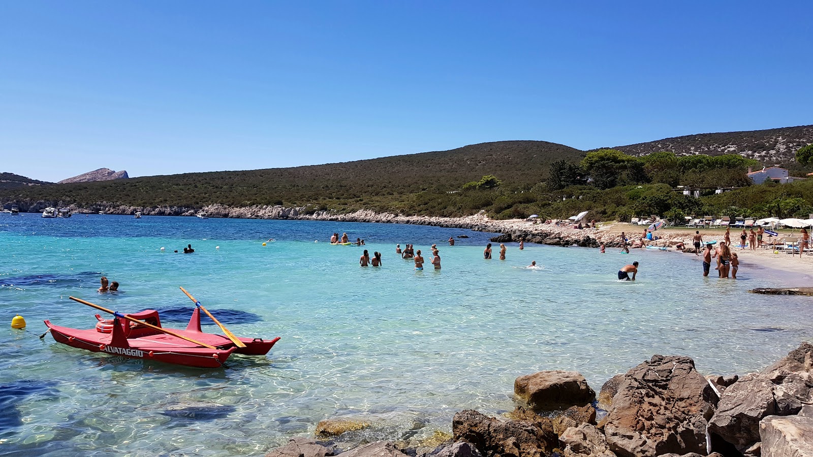 Cala Calcina'in fotoğrafı kısmen otel alanı