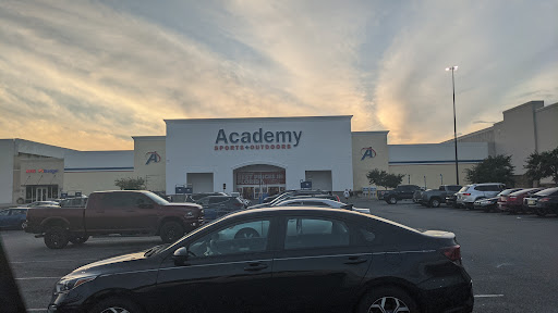 Sporting Goods Store «Academy Sports + Outdoors», reviews and photos, 7171 N Davis Hwy, Pensacola, FL 32504, USA