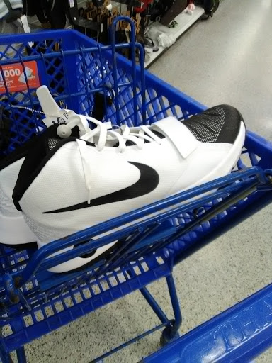 Clothing Store «Ross Dress for Less», reviews and photos, 1161 N Burleson Blvd, Burleson, TX 76028, USA