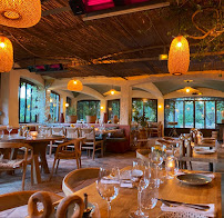 Atmosphère du Restaurant méditerranéen Les Moulins de Ramatuelle - n°6