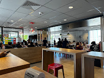 Atmosphère du Restaurant KFC Montevrain à Chanteloup-en-Brie - n°2