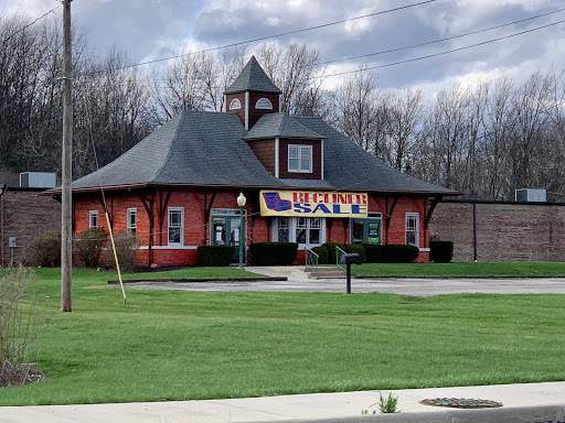 Furniture Store «Furniture Depot», reviews and photos, 3656 State Rd, Cuyahoga Falls, OH 44223, USA