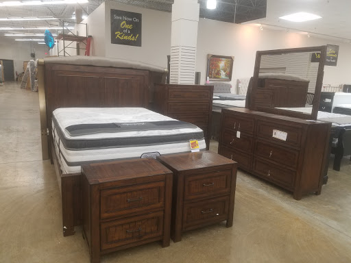 Furniture Store «Becker Furniture Clearance & Outlet», reviews and photos, 7370 153rd St W, Apple Valley, MN 55124, USA