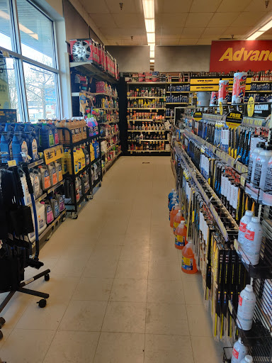 Auto Parts Store «Advance Auto Parts», reviews and photos, 861 N Randall Rd, Batavia, IL 60510, USA
