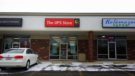 Shipping and Mailing Service «The UPS Store», reviews and photos, 5120 Mayfield Rd, Lyndhurst, OH 44124, USA