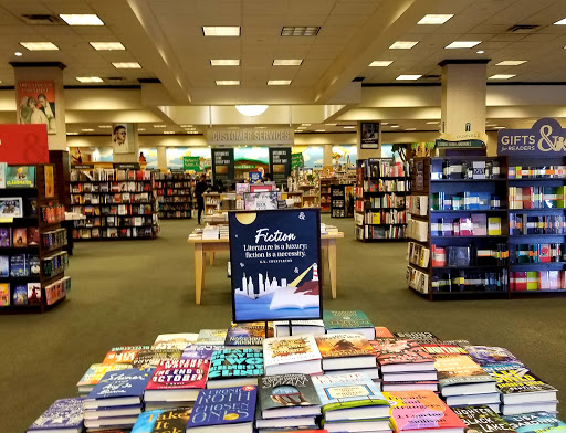 Book Store «Barnes & Noble», reviews and photos, 2191 N Rainbow Blvd, Las Vegas, NV 89108, USA