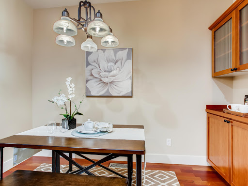 Real Estate Agency «Green Group Real Estate», reviews and photos, 9375 SW Wilsonville Rd, Wilsonville, OR 97070, USA