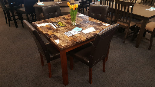 Furniture Store «Furniture and Mattress Warehouse», reviews and photos, 12386 Felch St, Holland, MI 49424, USA