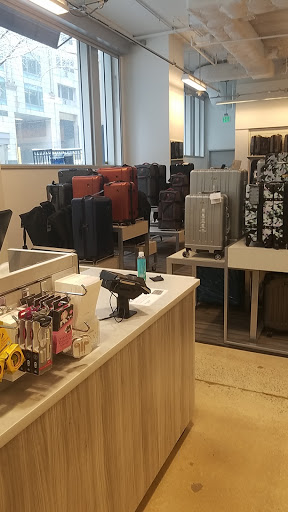 Department Store «Nordstrom Rack 12th Street», reviews and photos, 555 12th St NW c120, Washington, DC 20004, USA