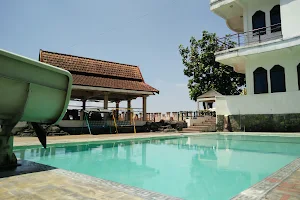 Villa Utama Tretes image