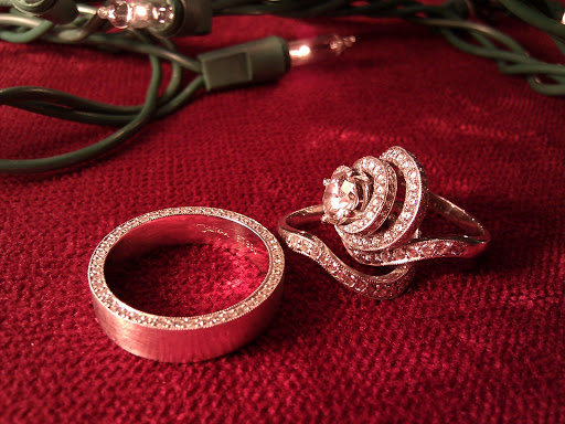 Jewelry Store «Ballard & Ballard Jewelers», reviews and photos, 18400 Brookhurst St, Fountain Valley, CA 92708, USA