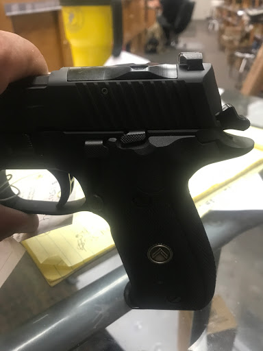 Gun Shop «Wyoming Guns», reviews and photos, 5987 S Suncoast Blvd, Homosassa, FL 34446, USA