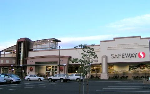 Kapahulu Shopping Center image
