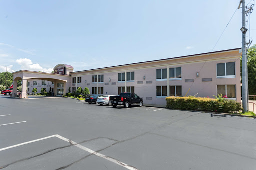 Hotel «Clarion Inn And Summit Center», reviews and photos, 852 N Gloster St, Tupelo, MS 38804, USA