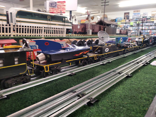 Antique Store «South Louisville Antique & Toy», reviews and photos, 4150 Blue Lick Rd # 8, Louisville, KY 40229, USA