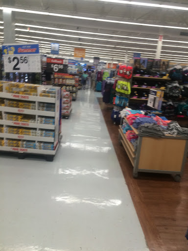 Discount Store «Walmart», reviews and photos, 120 Commercial Pkwy, Branford, CT 06405, USA