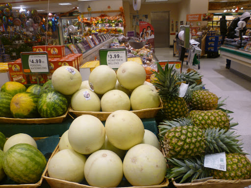 Grocery Store «Stop & Shop», reviews and photos, 460 Blue Hill Avenue, Boston, MA 02121, USA