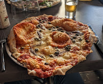 Plats et boissons du Pizzeria La Bella Vita à Villette-d'Anthon - n°2