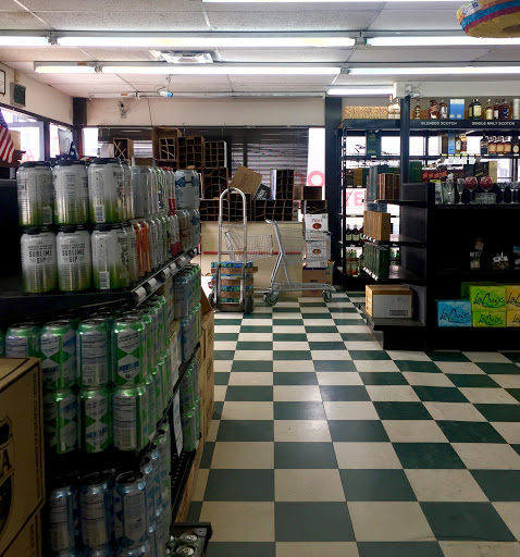 Liquor Store «Holiday Wine & Spirits», reviews and photos, 5039 Buford Hwy NE, Chamblee, GA 30341, USA