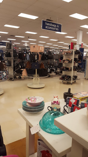 Clothing Store «Ross Dress for Less», reviews and photos, 2604 W Loop 340, Waco, TX 76711, USA