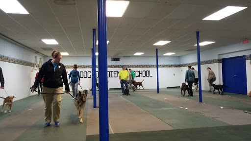 Pet Supply Store «F-M Dog Obedience School», reviews and photos, 1214 Main Ave, Moorhead, MN 56560, USA