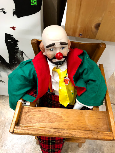 Thrift Store «Bon Marche Thrift Store», reviews and photos, 19405 Riverside Dr, Sonoma, CA 95476, USA