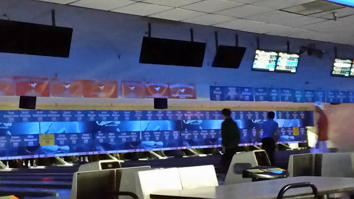 Bowling Alley «Novi Bowl Family Fun Center», reviews and photos, 21700 Novi Rd, Novi, MI 48375, USA