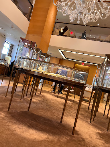 Jewelry Store «Cartier», reviews and photos, 370 N Rodeo Dr, Beverly Hills, CA 90210, USA