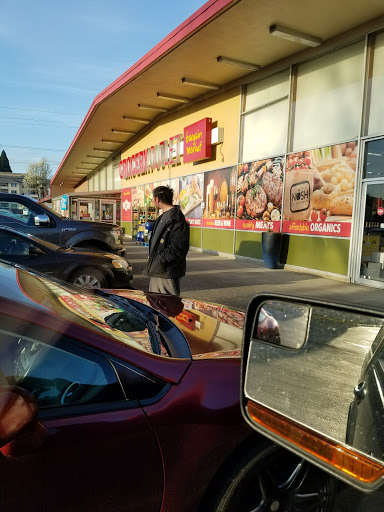 Grocery Store «Grocery Outlet Bargain Market», reviews and photos, 354 S 1st Ave, Hillsboro, OR 97123, USA