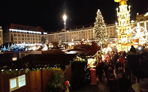 Striezelmarkt Altmarkt Dresden image