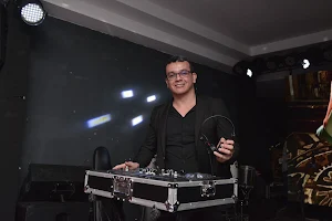 DJ ASTEK FESTAS E EVENTOS image