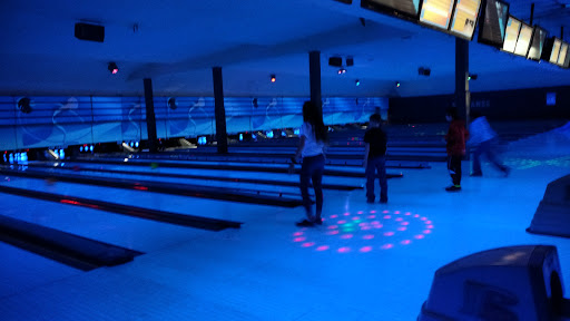 Bowling Alley «Air Lanes Bowling Center», reviews and photos, 4200 Fleur Dr, Des Moines, IA 50321, USA