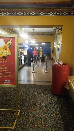 Movie Theater «Lindo Theatre: Classic Cinemas», reviews and photos, 115 S Chicago Ave, Freeport, IL 61032, USA