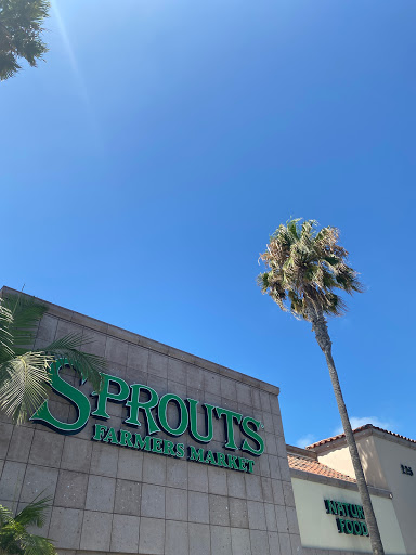 Sprouts Farmers Market, 225 E 17th St, Costa Mesa, CA 92627, USA, 